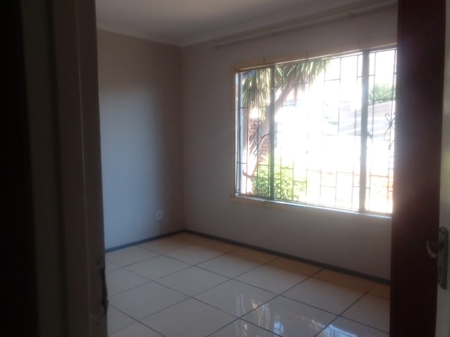 3 Bedroom Property for Sale in Tlhabane West North West